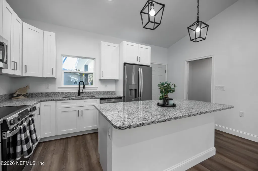 220 SW 3rd Lake Butler FL 32054