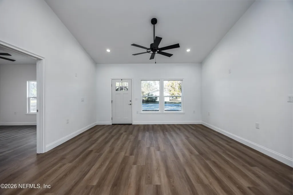220 SW 3rd Lake Butler FL 32054