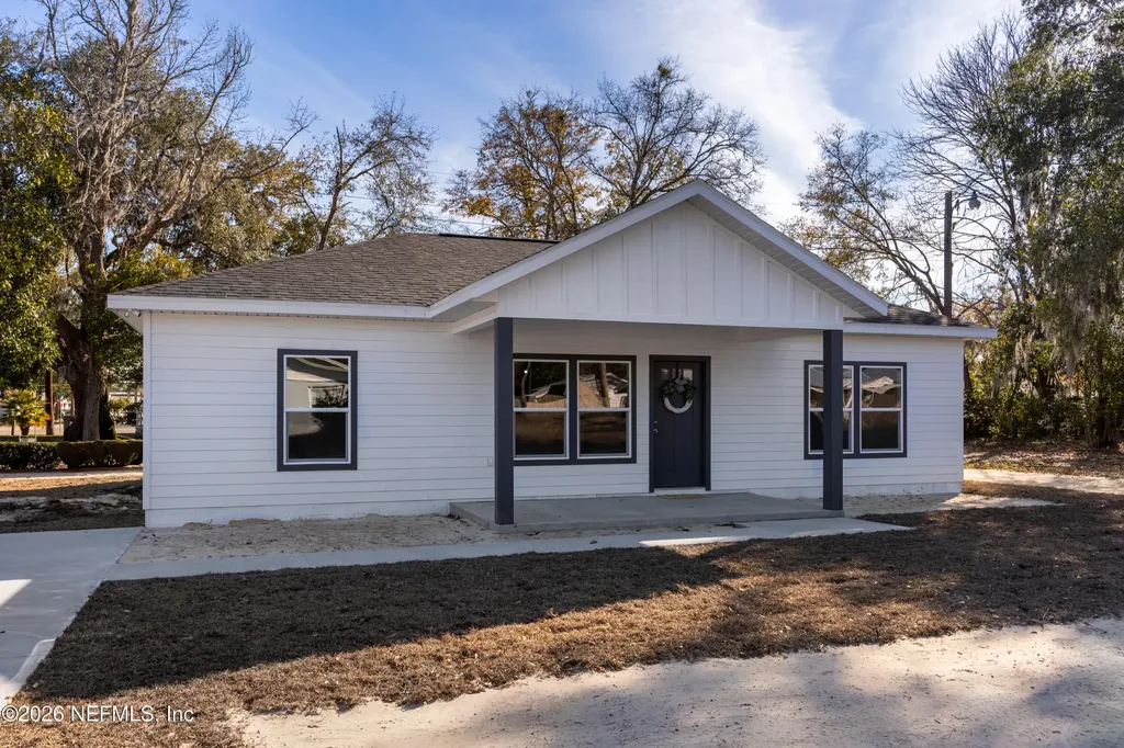220 SW 3rd Lake Butler FL 32054