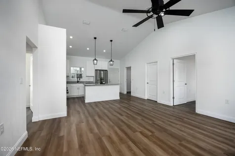 220 SW 3rd Lake Butler FL 32054