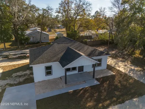 220 SW 3rd Lake Butler FL 32054