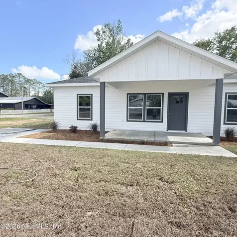 220 SW 3rd Lake Butler FL 32054