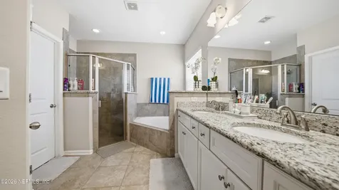 3938 Hammock Bluff Drive Jacksonville FL 32226