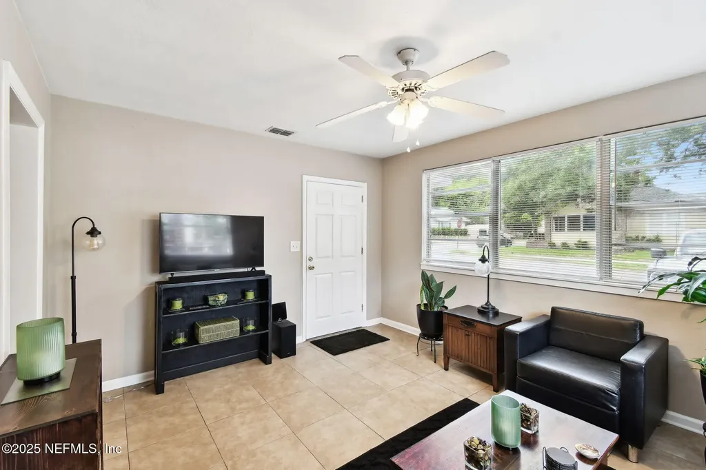828 Acosta Street Jacksonville FL 32204