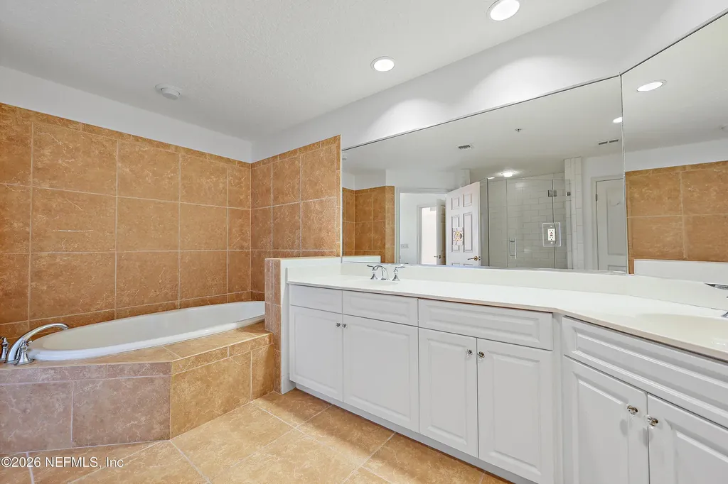 1478 Riverplace Boulevard Jacksonville FL 32207