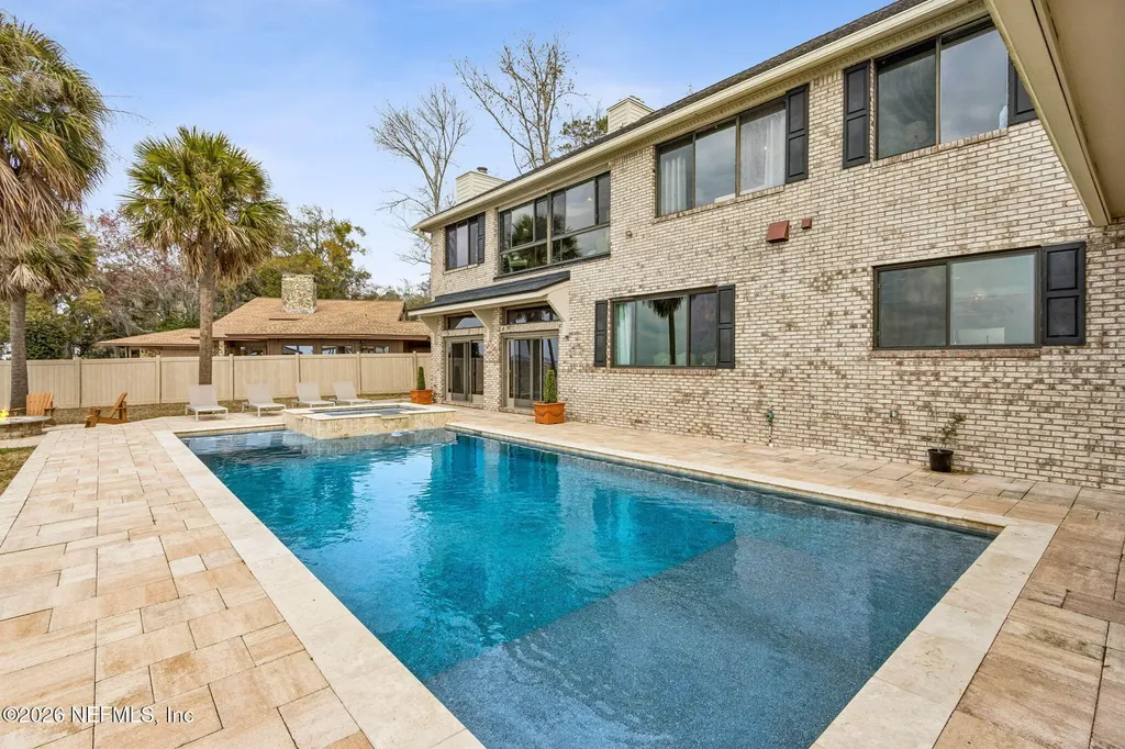 6518 Christopher Point Road W Jacksonville FL 32217