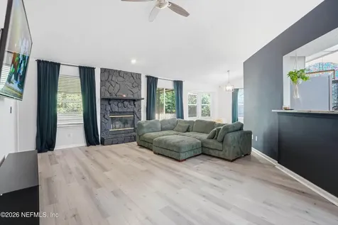 7737 Mistwood Circle E Jacksonville FL 32244