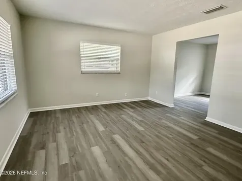 8044 Renault Drive N Jacksonville FL 32244