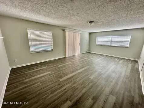 8044 Renault Drive N Jacksonville FL 32244