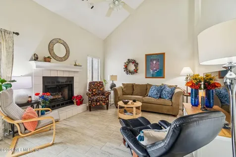 4161 Rollingwood Court Jacksonville FL 32257