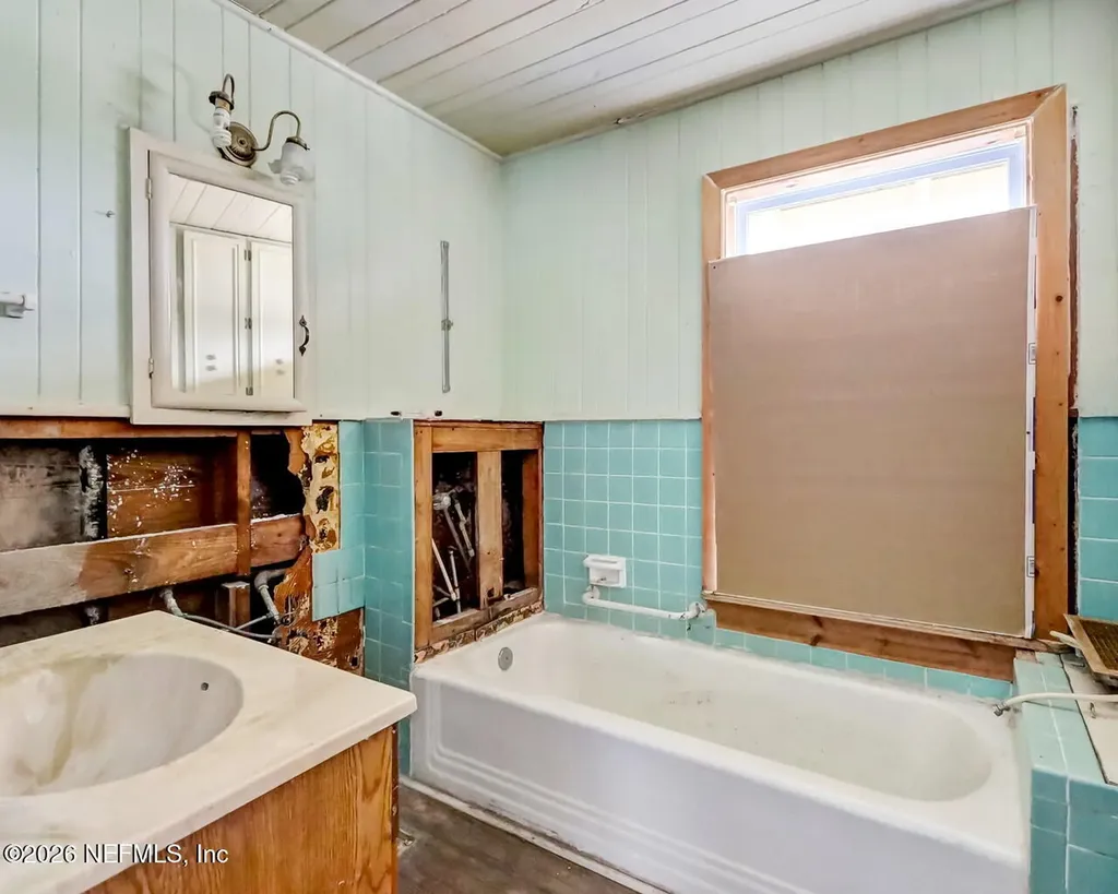 172 W Mciver Avenue Macclenny FL 32063