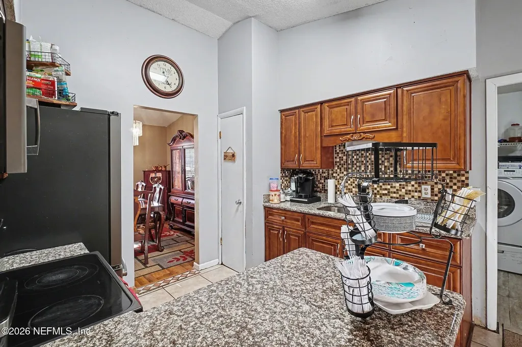 841 Chalmet Lane Jacksonville FL 32218