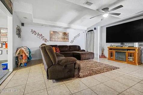 841 Chalmet Lane Jacksonville FL 32218