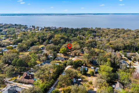 1035 Anchor Road St. Johns FL 32259