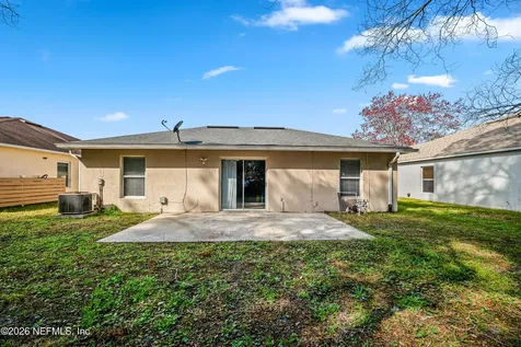 2715 Lantana Lakes Drive E Jacksonville FL 32246