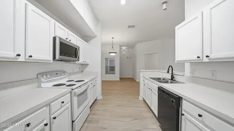 6081 Maggies Circle Jacksonville FL 32244