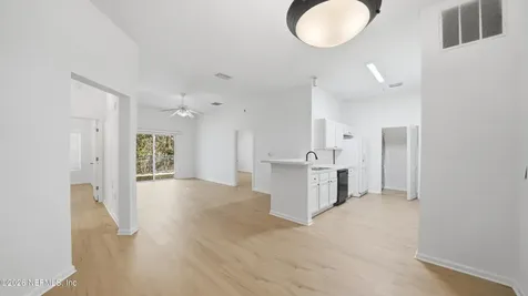 6081 Maggies Circle Jacksonville FL 32244