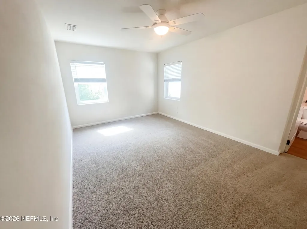 6123 Robbins Circle S Jacksonville FL 32211