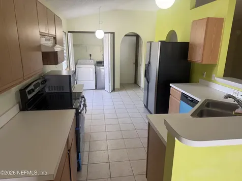 2157 Willesdon Drive W Jacksonville FL 32246