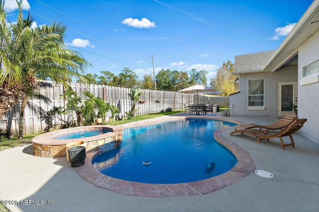 1858 Sentry Oak Court Fleming Island FL 32003