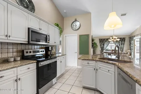 10 Barring Place Palm Coast FL 32137
