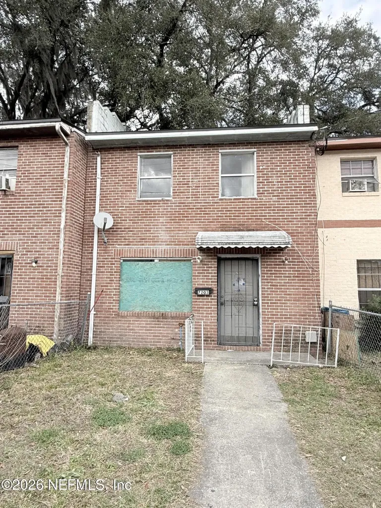 7203 Ken Knight Drive E Jacksonville FL 32209