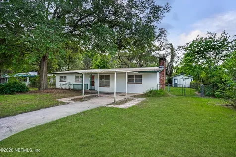 1820 Roselle Avenue Palatka FL 32177