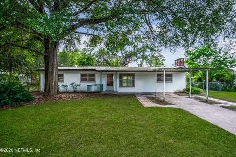 1820 Roselle Avenue Palatka FL 32177