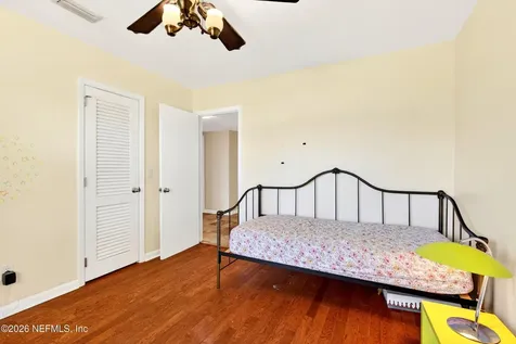 7843 Holiday Road S Jacksonville FL 32216