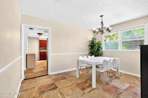7843 Holiday Road S Jacksonville FL 32216