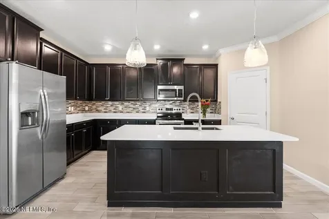 7611 Rock Brook Drive Jacksonville FL 32222