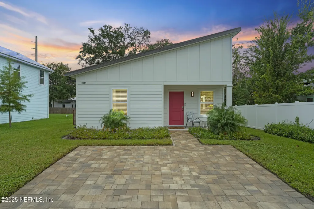 824 S Rodriquez Street St. Augustine FL 32084