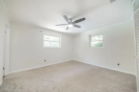 7762 Knoll Drive S Jacksonville FL 32221