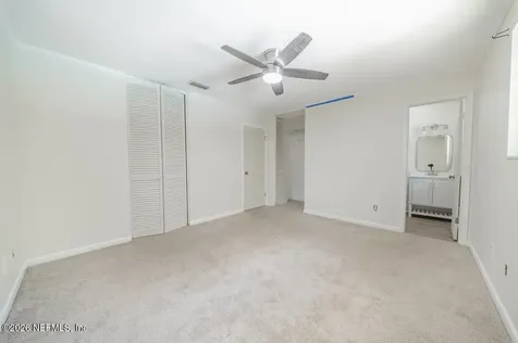 7762 Knoll Drive S Jacksonville FL 32221