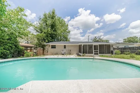 7762 Knoll Drive S Jacksonville FL 32221