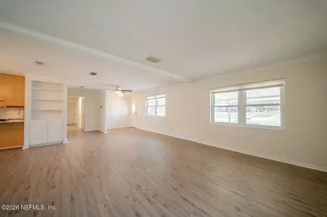 7762 Knoll Drive S Jacksonville FL 32221