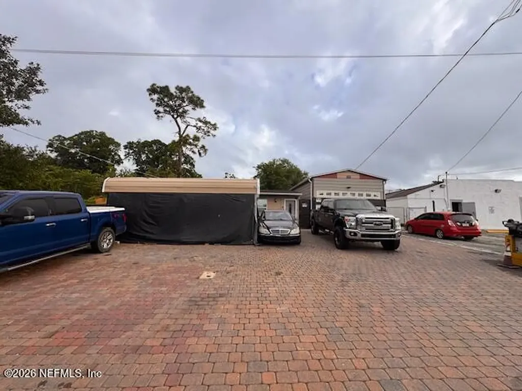5547 River Forest Drive Jacksonville FL 32211