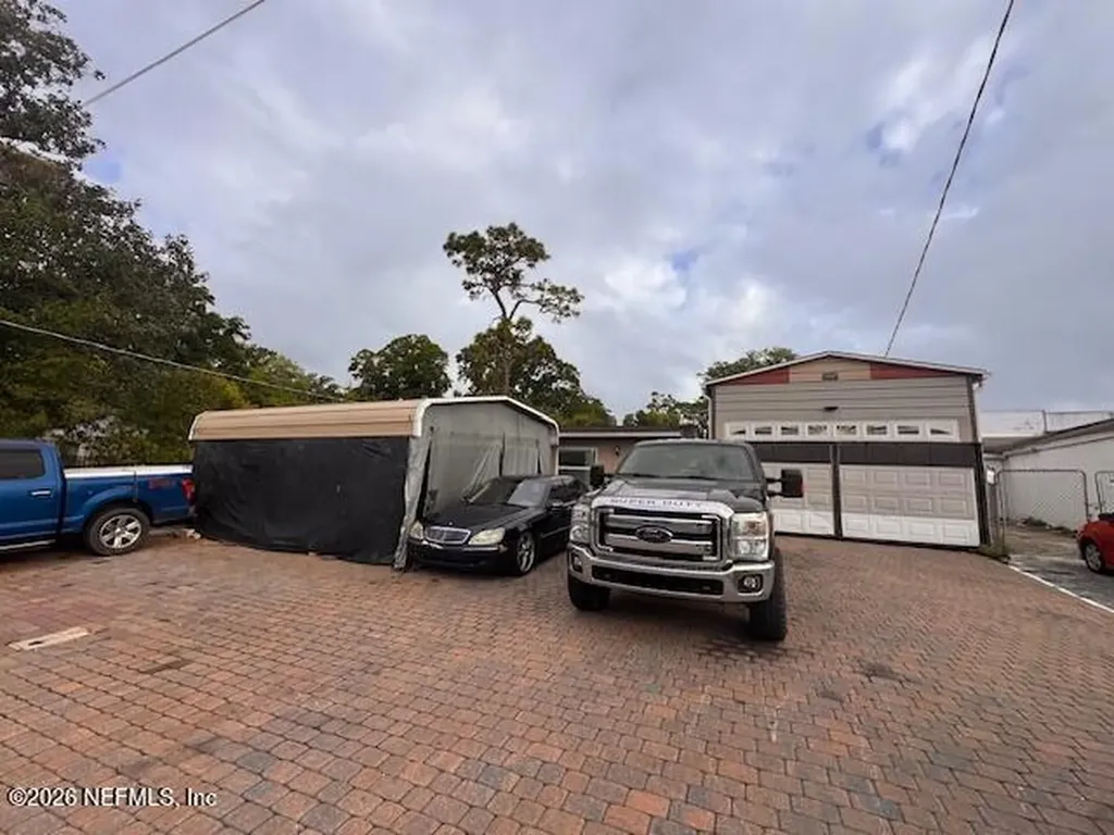5547 River Forest Drive Jacksonville FL 32211