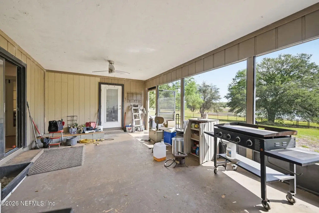 5781 S Crater Lake Circle Keystone Heights FL 32656