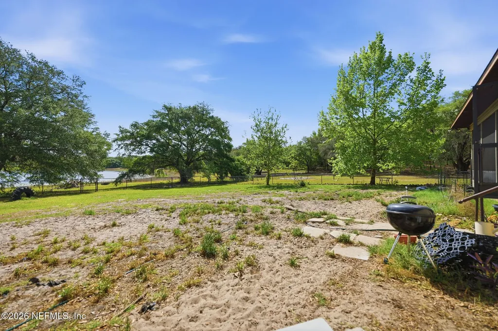 5781 S Crater Lake Circle Keystone Heights FL 32656