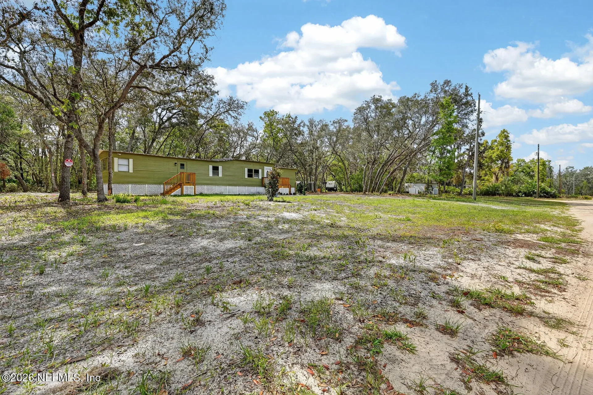 112 Palmer Drive Interlachen FL 32148