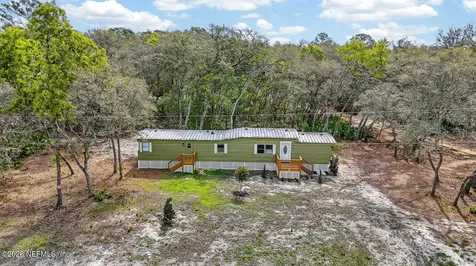 112 Palmer Drive Interlachen FL 32148