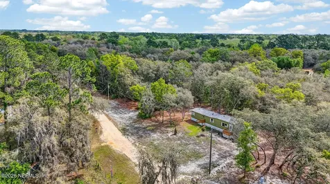 112 Palmer Drive Interlachen FL 32148
