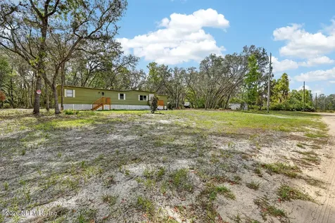 112 Palmer Drive Interlachen FL 32148