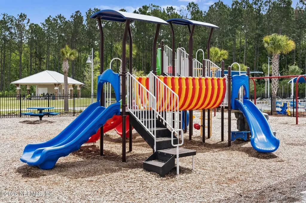 140 Courtney Oaks Drive St. Augustine FL 32092