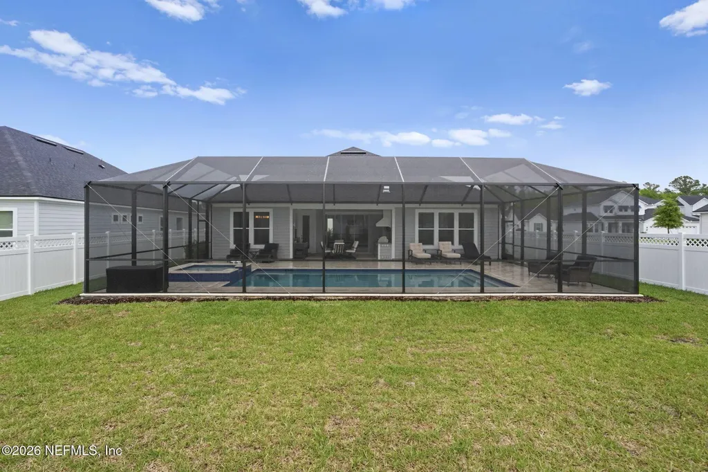140 Courtney Oaks Drive St. Augustine FL 32092