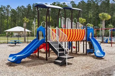 140 Courtney Oaks Drive St. Augustine FL 32092
