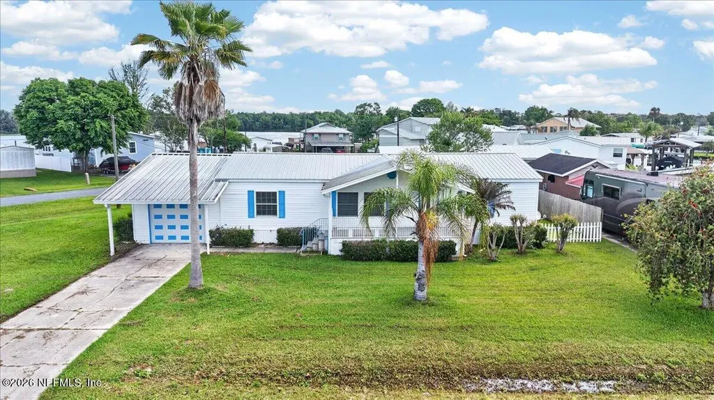 186 Sportsman Drive Welaka FL 32193