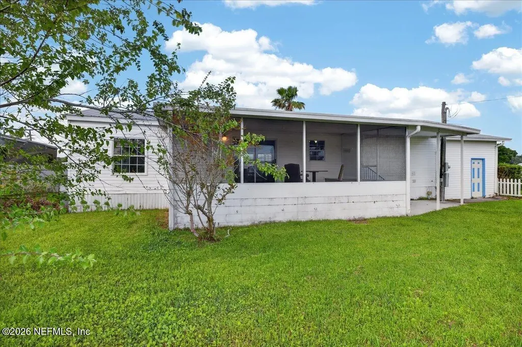 186 Sportsman Drive Welaka FL 32193