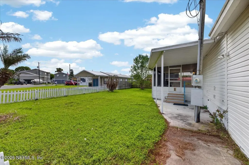 186 Sportsman Drive Welaka FL 32193